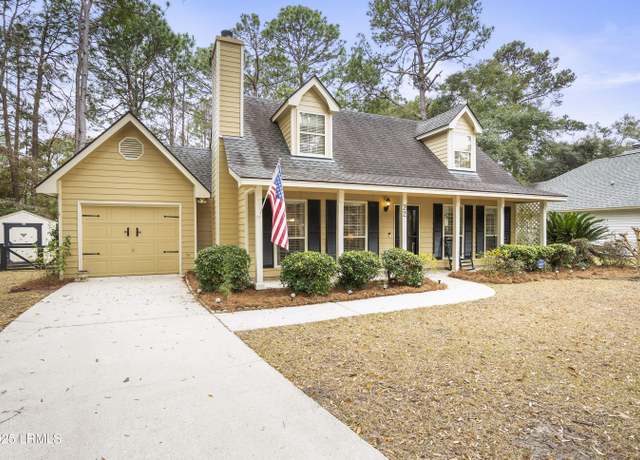 Property at 22 Cedar Crest Cir, Beaufort, SC 29907, 3 beds, 2.5 baths