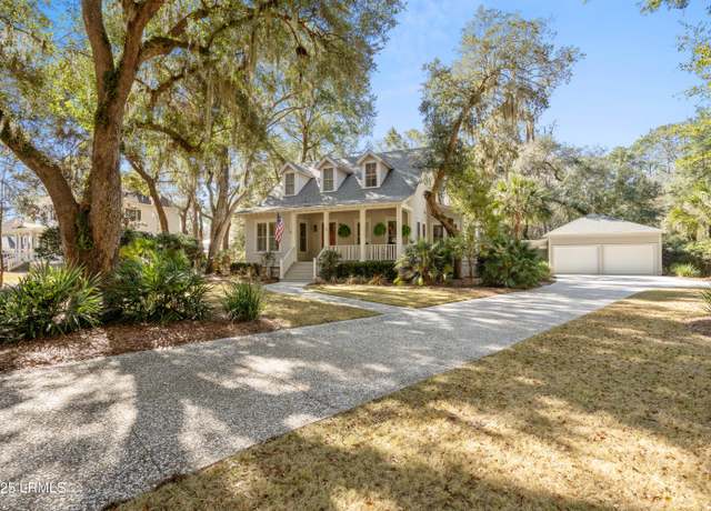Property at 58 Woodland Ridge Cir, Beaufort, SC 29907, 3 beds, 3.5 baths