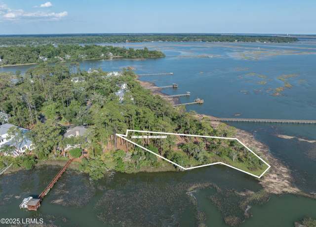 Property at 418 Islands Ave, Beaufort, SC 29902