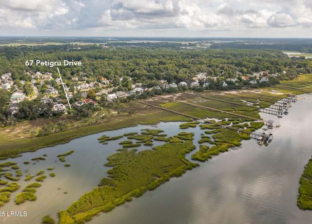 Property at 67 Petigru Dr, Beaufort, SC 29902