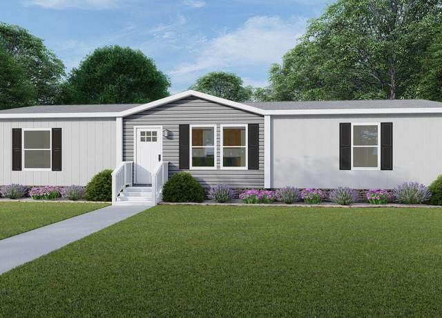 Property at 245 Proctor St, Ridgeland, SC 29936, 3 beds, 2 baths