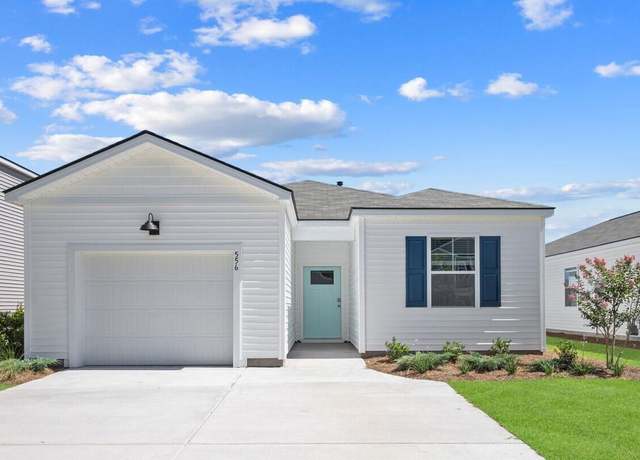 Property at 556 Holiday St, Ridgeland, SC 29936, 3 beds, 2 baths