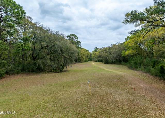 Property at 174 Brickyard Point Rd S, Lady's Island, SC 29907