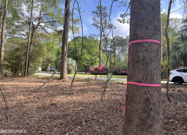 Property at 88 Thomas Sumter St, Beaufort, SC 29907