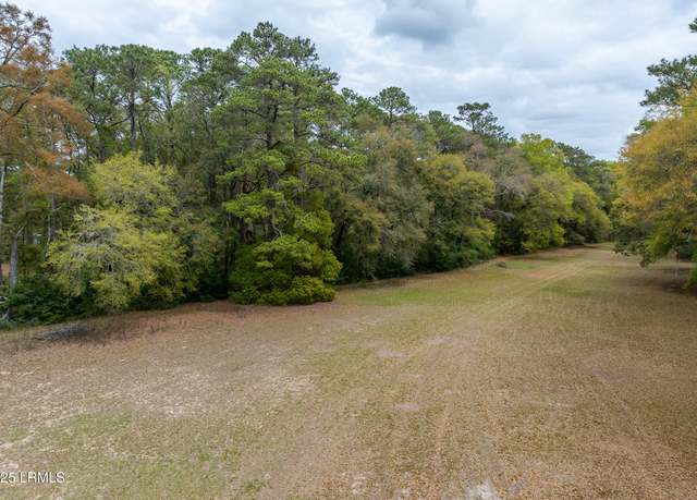 Property at 91 Middle Rd, Lady's Island, SC 29907