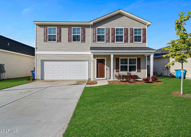 Property at 32 Chinquapin St, Beaufort, SC 29906, 5 beds, 2.5 baths