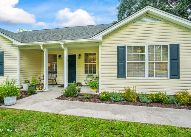 Property at 27 Tulifinny Ln, Yemassee, SC 29945, 3 beds, 2 baths