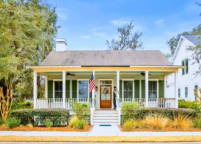 Property at 706 Water St, Beaufort, SC 29902, 3 beds, 2 baths