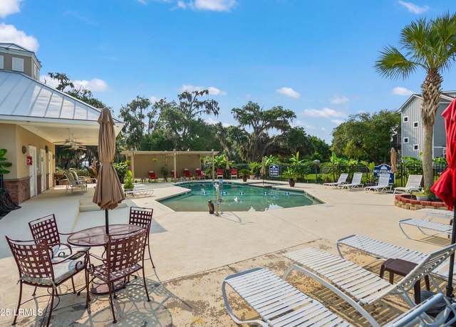 Property at 71 Battery Creek Club Dr, Beaufort, SC 29902, 3 beds, 3.5 baths