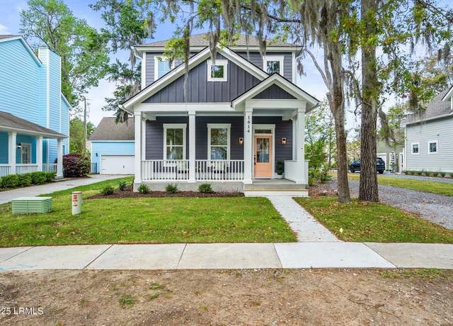 Property at 1614 Deanne Dr, Beaufort, SC 29902, 4 beds, 3.5 baths