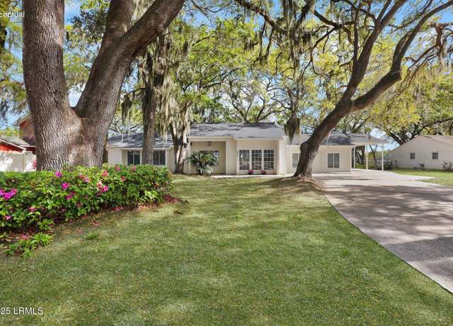 Property at 398 Broad River Dr, Beaufort, SC 29906, 3 beds, 2 baths