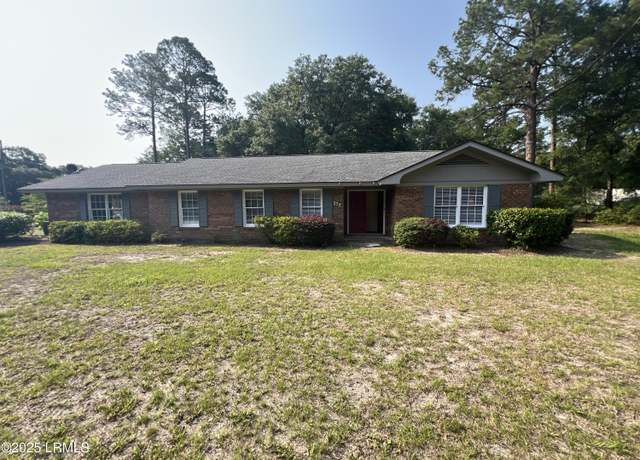 Property at 377 Mcteer Ave, Ridgeland, SC 29936, 3 beds, 2 baths