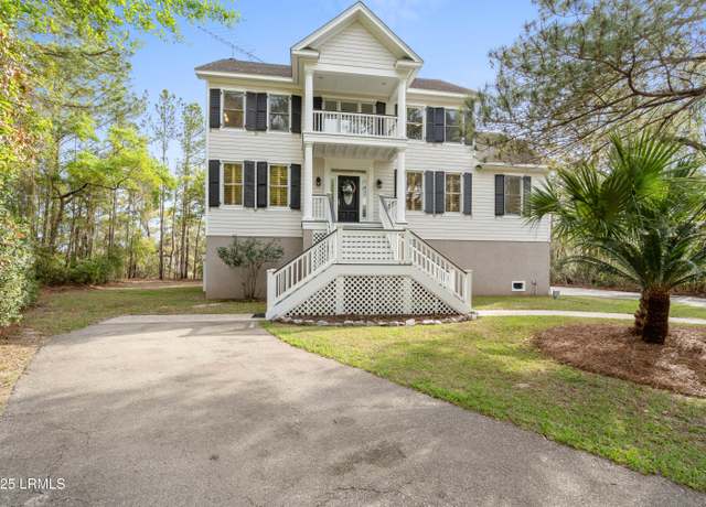 Property at 10 Turnstone Dr S, Beaufort, SC 29907, 4 beds, 3 baths