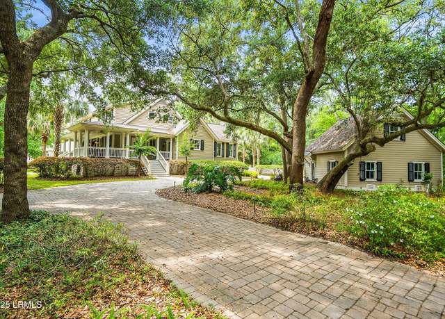 Property at 315 Distant Island Dr, Beaufort, SC 29907, 3 beds, 3.5 baths