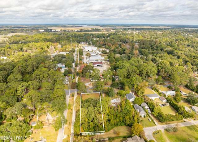 Property at 2422 Hermitage Rd, Beaufort, SC 29902