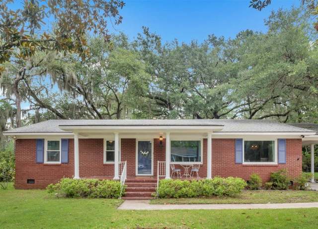 Property at 2411 Acorn Hill Ave, Beaufort, SC 29902, 3 beds, 2 baths