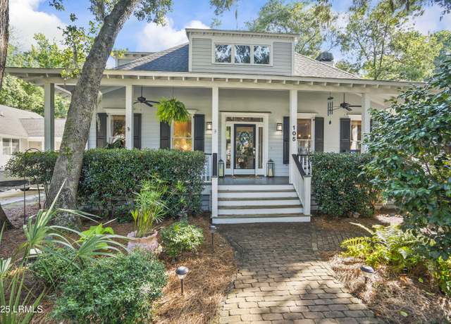 Property at 105 Bartram Dr, Beaufort, SC 29902, 3 beds, 2.5 baths