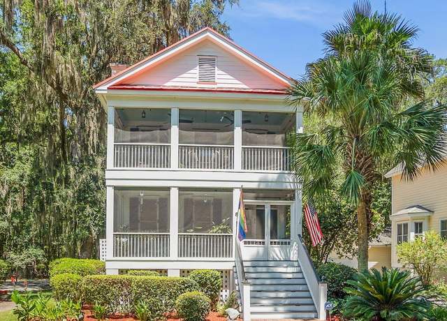 Property at 8 Battery Point Ln, Beaufort, SC 29902, 3 beds, 2.5 baths