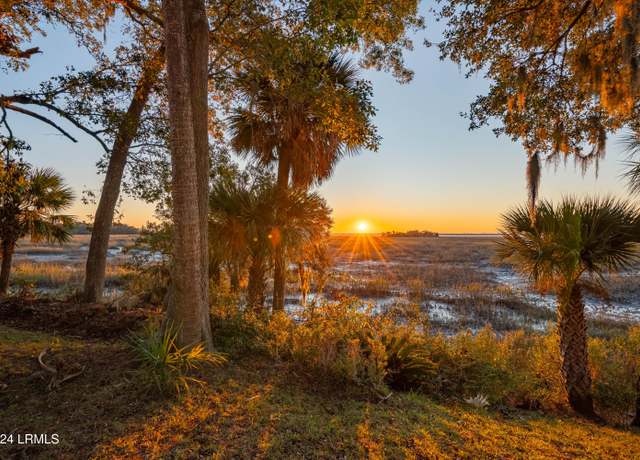 Property at 25 River Pl, Beaufort, SC 29906