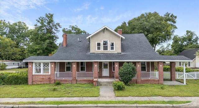Photo of 105 Main St, Varnville, SC 29944