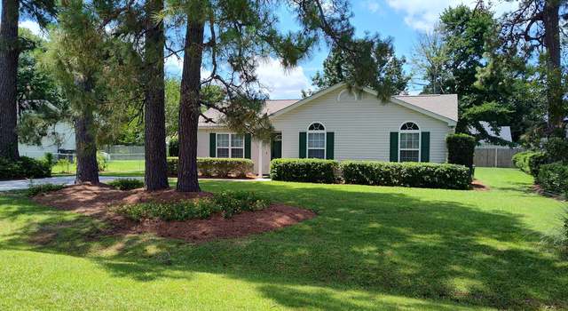 Photo of 15 Grackle Ln, Beaufort, SC 29906