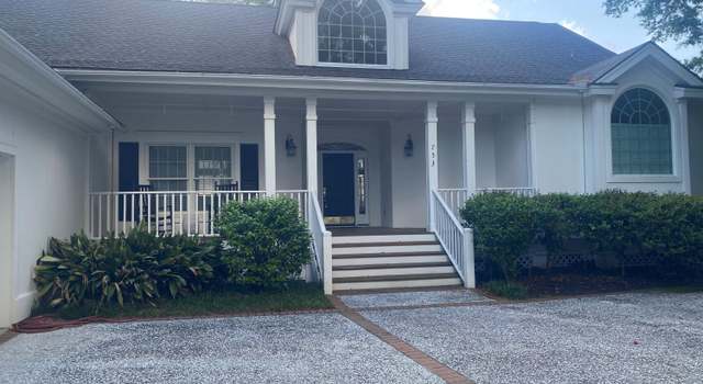 Photo of 733 Island Cir E, St. Helena Island, SC 29920