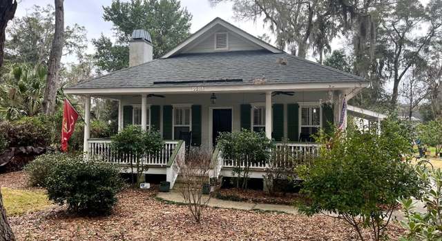 Photo of 2215 Wilson Dr, Beaufort, SC 29902