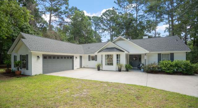 Photo of 24 Thomas Sumter St, Beaufort, SC 29907