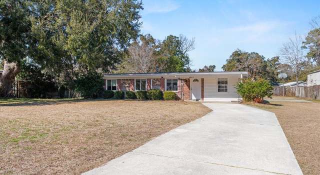 Photo of 3005 Shell Point Rd, Beaufort, SC 29906