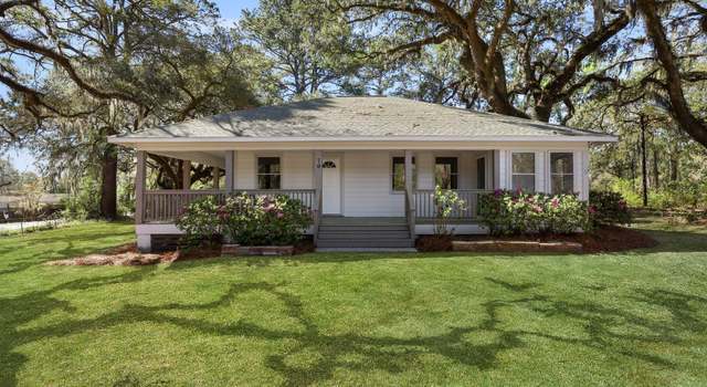 Photo of 70 Roseida Rd, Beaufort, SC 29906