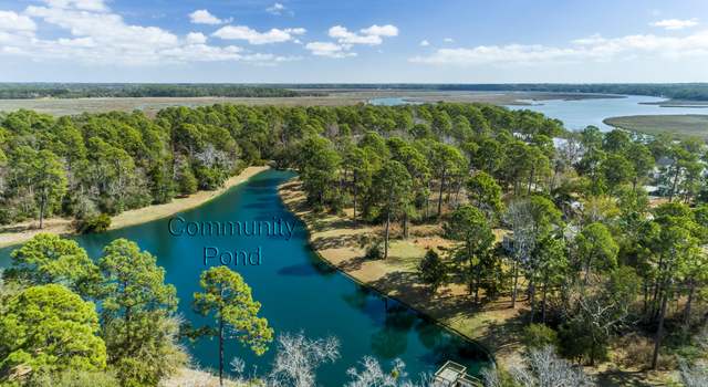 Photo of 425 Distant Island Dr, Beaufort, SC 29907