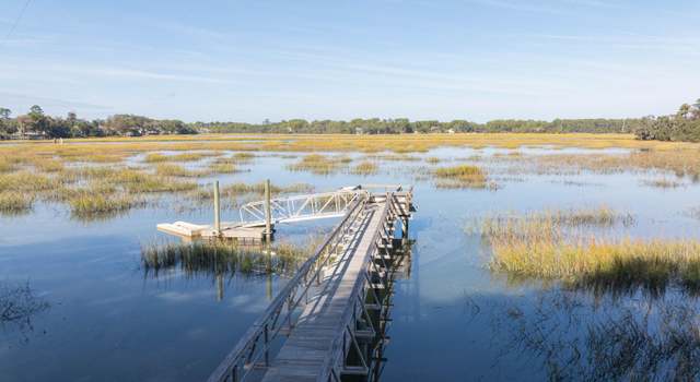 Photo of 115 N Hermitage Rd, Beaufort, SC 29902