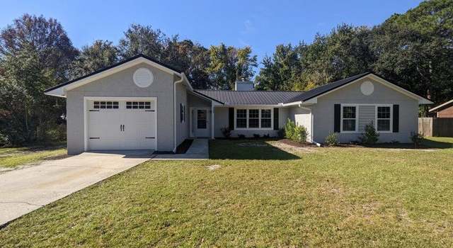 Photo of 4399 Pinewood Cir, Beaufort, SC 29906