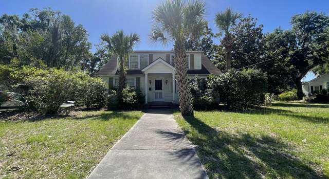 Photo of 310 Ribaut Rd, Beaufort, SC 29902