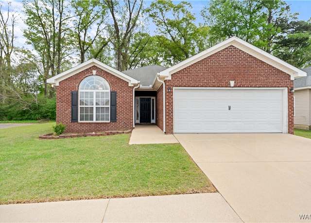 Property at 2023 43rd Ave, Northport, AL 35476, 3 beds, 2 baths