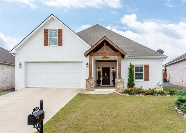 Property at 13880 Sullivan Blvd Blvd, Northport, AL 35475, 4 beds, 3 baths