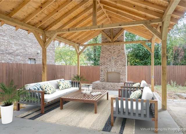 Property at 1721 Hackberry Lane Ln #1, Tuscaloosa, AL 35401, 2 beds, 2.5 baths
