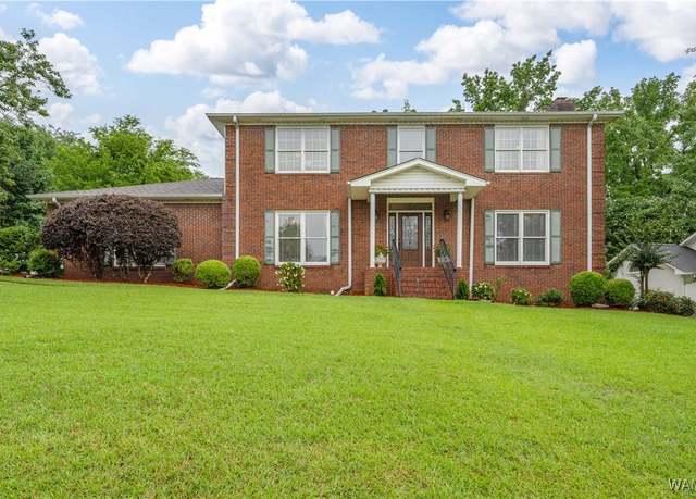 Property at 700 Petersburg Rd, Tuscaloosa, AL 35406, 4 beds, 2.5 baths