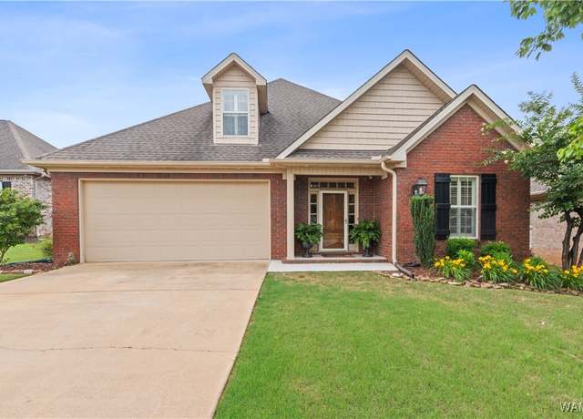 Property at 811 Old White Ln, Northport, AL 35473, 3 beds, 3 baths