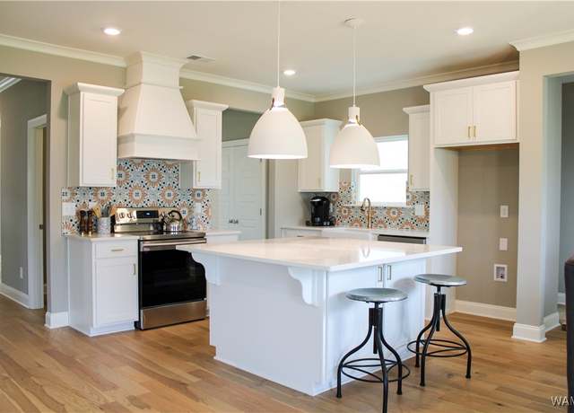 Property at 9021 Saxon St, Tuscaloosa, AL 35405, 4 beds, 3.5 baths