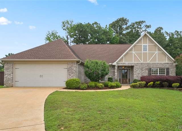 Property at 4536 Royale Dr, Tuscaloosa, AL 35406, 4 beds, 3.5 baths