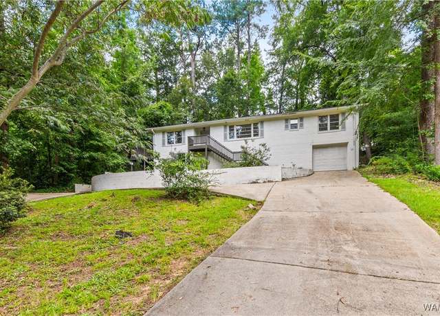 Property at 3124 Veterans Memorial Pkwy, Tuscaloosa, AL 35404, 3 beds, 2 baths
