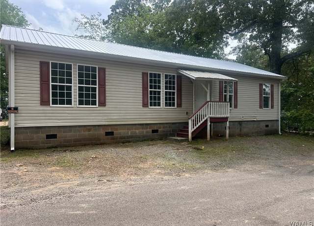 Property at 3905 17th St NE, Tuscaloosa, AL 35404, 4 beds, 2 baths