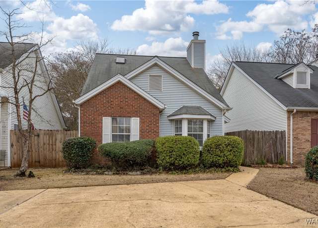 Property at 2814 Swallow Ln Ln, Northport, AL 35476, 3 beds, 2 baths