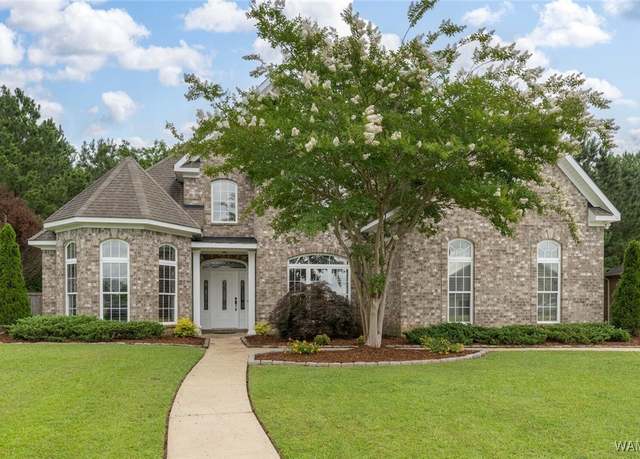 Property at 13885 Grand Pointe Blvd, Northport, AL 35475, 4 beds, 3 baths