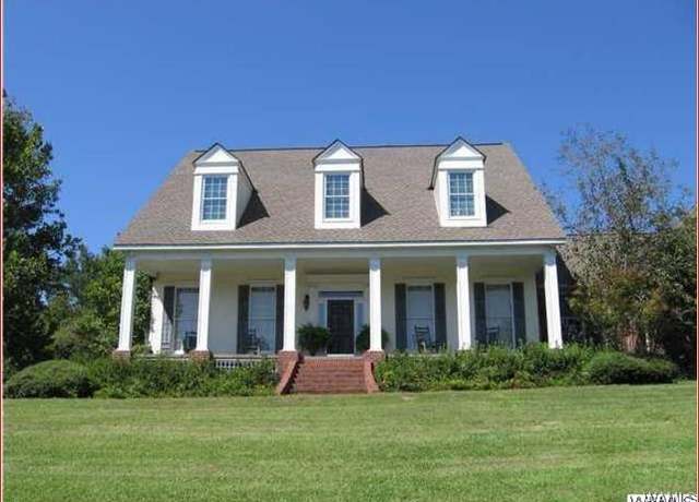 Property at 101 Dogwood Dr, Greensboro, AL 36744, 4 beds, 4 baths