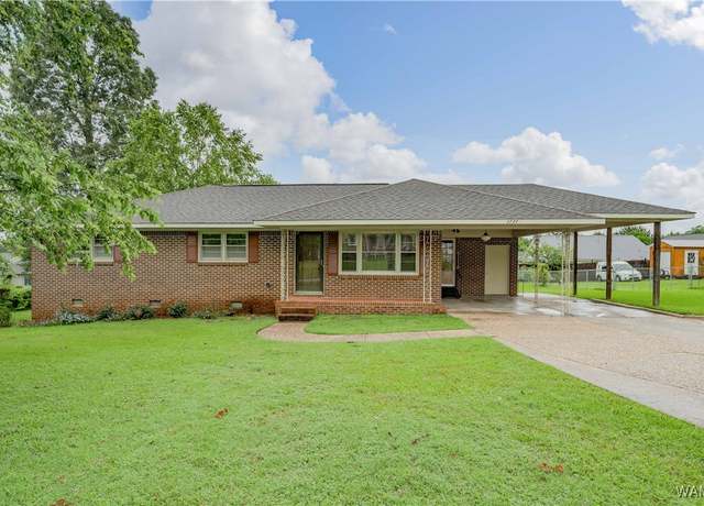 Property at 3724 7th St St E, Tuscaloosa, AL 35404, 3 beds, 2 baths