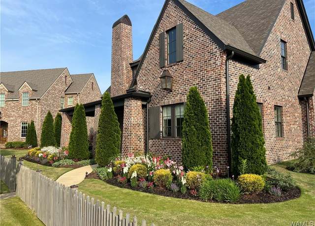 Property at 6135 Shrewsbury Ln, Tuscaloosa, AL 35406, 5 beds, 5.5 baths