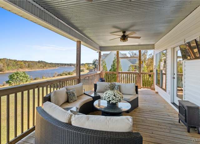 Property at 12845 Lackey Ln, Foster, AL 35463, 3 beds, 2.5 baths