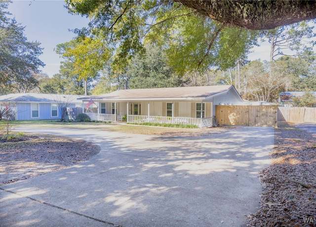 Property at 127 Ridegwood Dr, Daphne, AL 36526, 3 beds, 2 baths